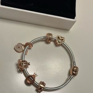 Pandora bracelet with charms (7.5 rose gold)